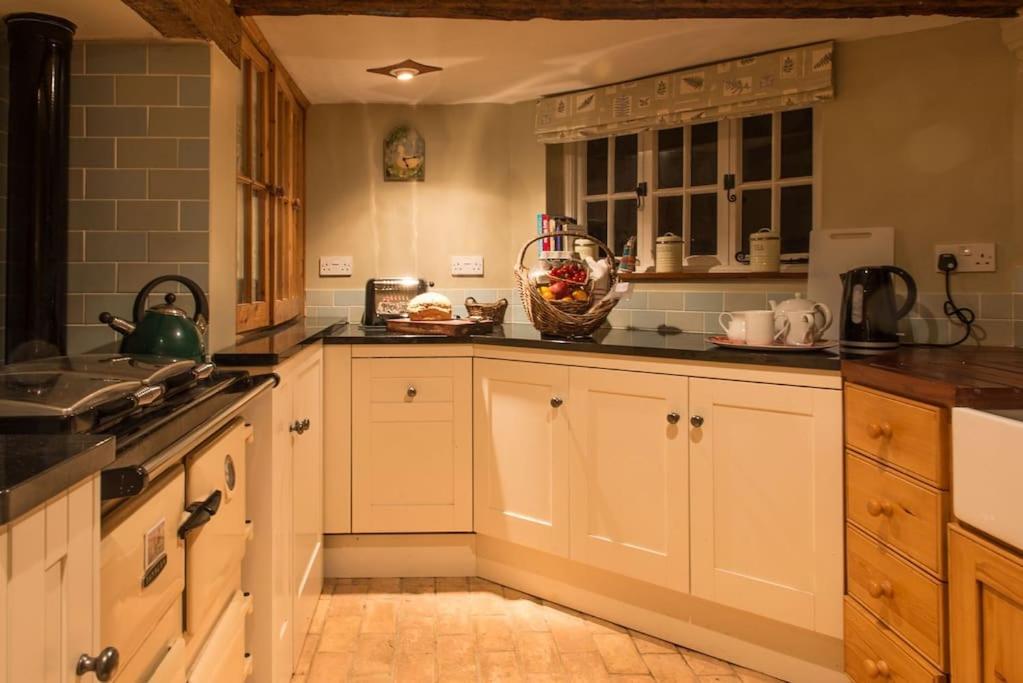 Wren Cottage, A Very Cosy Historic Coastal Cottage In A Pretty Little Village Wickham Market Zewnętrze zdjęcie